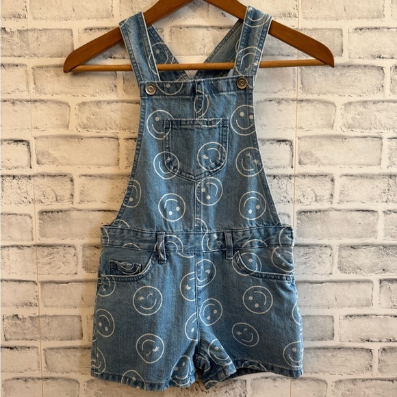 NWT! The Children’s Place Jean shorts overalls smiley face size 6X/7 - Picture 1 of 4